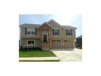 552 N Old Mill Rd, Independence, MO 64056