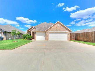 3424 Lakeside Dr, Moore, OK 73160