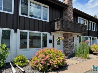817 Kenwood Ave Unit 104, Duluth, MN 55811
