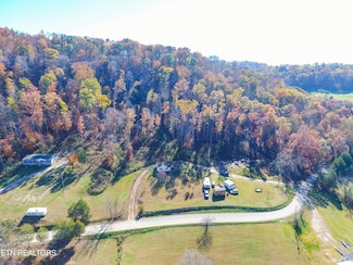 738 & 742 Archer Rd, Luttrell, TN 37779