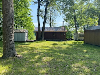 11630 Alpine Dr, Lake, MI 48632