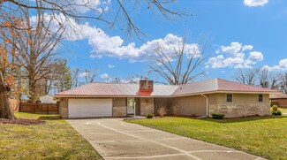 8 Sheral Dr, Danville, IL 61832