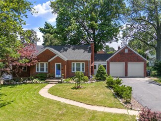 7238 Murdoch Ave, Saint Louis, MO 63119