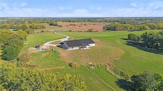 3535 State Route H Hwy, Maysville, MO 64469