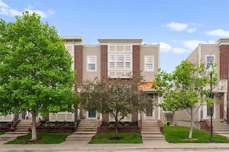 2906 Howell St, Kansas City, MO 64116