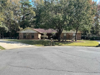 127 Dogwood Dr, Crossett, AR 71635