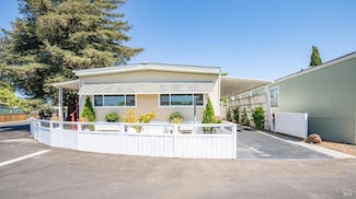 19 Newell Cir, Napa, CA 94558