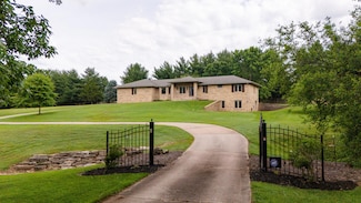 4491 E Farm Road 136, Springfield, MO 65809