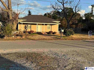 3812 Long St, Coward, SC 29530