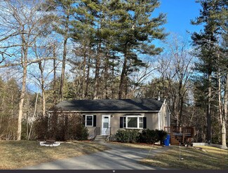 140 Mammoth Rd, Londonderry, NH 03053
