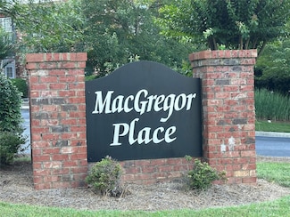 5236 Hilltop Rd, Jamestown, NC 27282