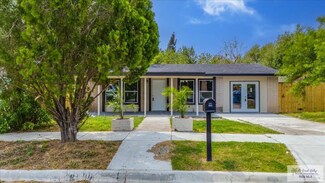 14 Avenida de la Plata, Brownsville, TX 78521