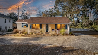 4502 Eyerly St, North Myrtle Beach, SC 29582