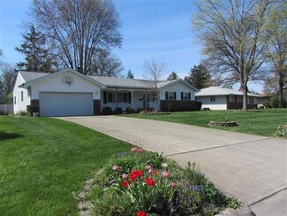 993 Poling Dr, Columbus, OH 43224