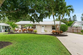212 W Whitney Dr, Jupiter, FL 33458