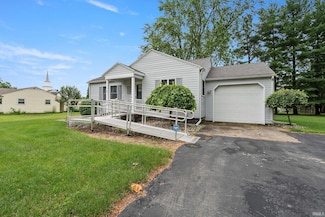 735 Ruth St, Huntington, IN 46750