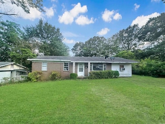 1911 Robert e Lee St, Malvern, AR 72104