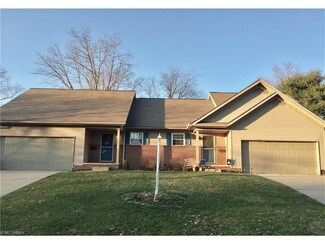 217 Rose Lane St SE, North Canton, OH 44720