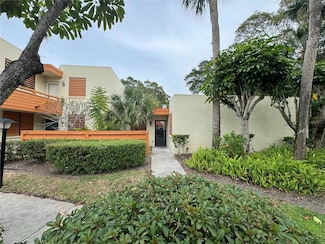 135 Wild Palm Dr, Bradenton, FL 34210