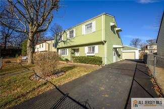 158 Carroll Ave, Woodbridge, NJ 07095