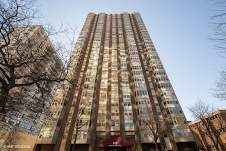 525 W Hawthorne Place Unit 1507, Chicago, IL 60657