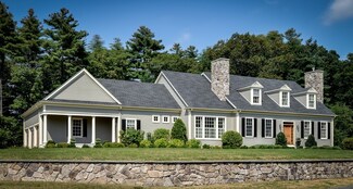 3 Betsy Ln, Dover, MA 02030