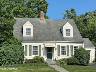 118 Main St, Hoosick Falls, NY 12090