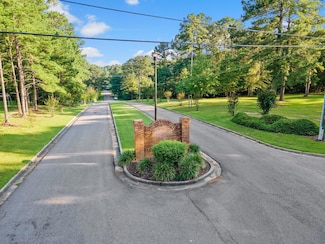 5 Edge Water Point, Hattiesburg, MS 39402