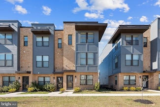 558 Banquet Ln, Frederick, MD 21701