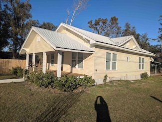 802 N Quincy St, Perry, FL 32347
