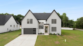 726 New Ct S, Wellford, SC 29385