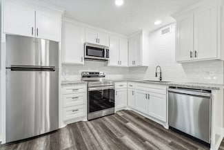 2790 W T C Jester Blvd Unit 52, Houston, TX 77018