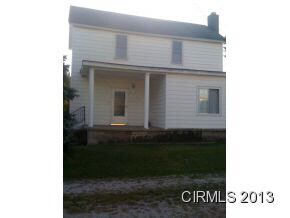 102 E S, Walton, IN 46994
