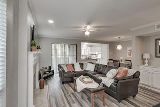 15151 Berry Trail Unit 401, Dallas, TX 75248