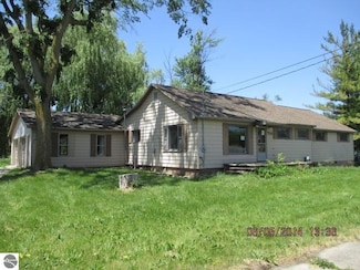 714 S Pine River St, Ithaca, MI 48847