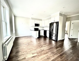 60-11 56th Ave Unit 2, Flushing, NY 11378