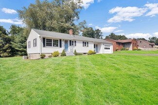 17 Blossom Rd, West Springfield, MA 01089