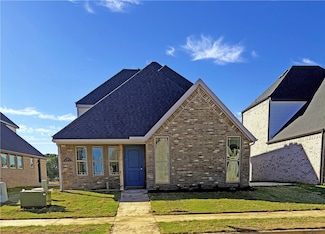 3209 SW Lovely Ln, Bentonville, AR 72713