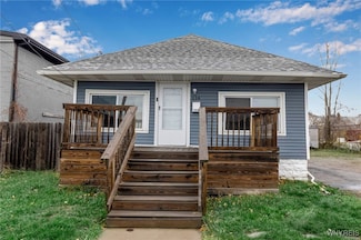 114 Sawyer Ave, Tonawanda, NY 14150