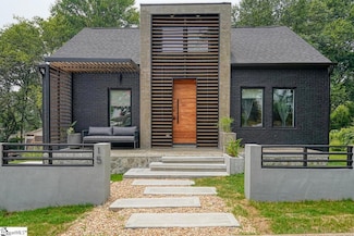 15 Furman St, Greenville, SC 29611