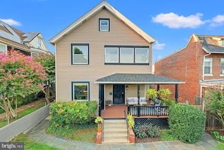 216 S St NE, Washington, DC 20002