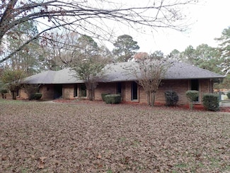 1414 Country Club Rd, Arkadelphia, AR 71923