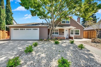 2561 Dorset St, Napa, CA 94558