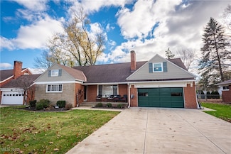 21235 Seabury Ave, Cleveland, OH 44126