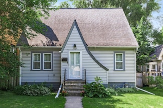 1666 Randolph Ave, Saint Paul, MN 55105