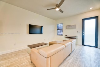 7831 NW 104th Ave Unit 23, Doral, FL 33178