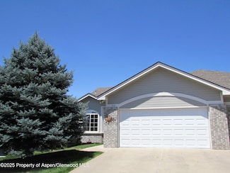 50 N Ridge Ct, Parachute, CO 81635