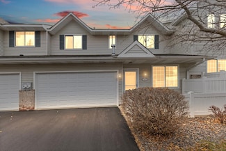 14393 Wilson Dr Unit 102, Eden Prairie, MN 55347