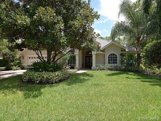 6702 Stonegate Dr, Naples, FL 34109