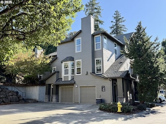 800 Springtree Ln, West Linn, OR 97068